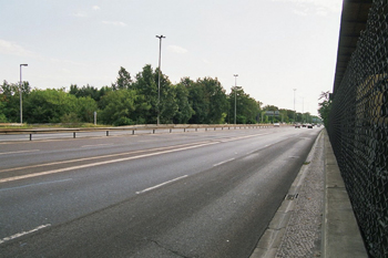 A115 AVUS älteste Autobahn Berlin Grunewald Haupttribüne 13