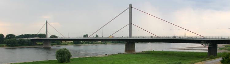A1 Autobahnbrücke  Leverkusen - Köln Rheinbrücke 80