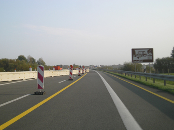 A20 Ostseeautobahn abgesackt Tribsees Stra�endammrutschung Fahrbahnsenkung 953