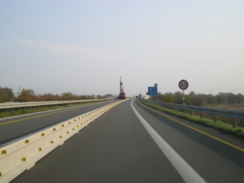 A20 Ostseeautobahn abgesackt Tribsees Stra�endammrutschung Fahrbahnsenkung 957