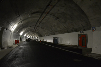 A44 Autobahn Kassel Eisenach Tunnel Küchen Tunnelbau 95
