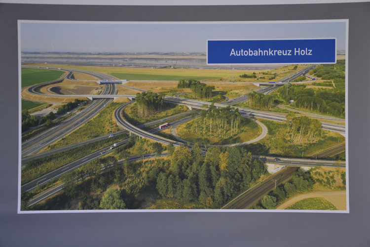 A44n neue Autobahn Verkehrsfreigabe Jackerath Holz Wanlo Jüchen Aachen Koblenz 26