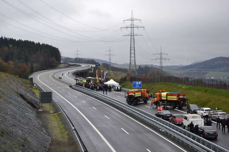A46 Autobahn Verkehrsfreigabe Einweihung Bestwig Olsberg Nuttlar Talbrücke B480 42