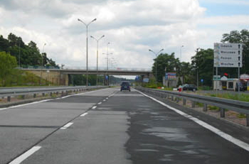 Autobahn AutosradHinter der Bundesgrenze bei Forst 29