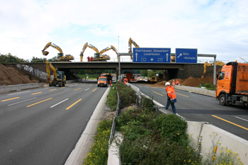 Autobahn Br�ckenabriss 3948