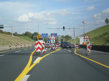 Autobahnbrücke A1 Rhein Köln Leverkusen Lkw-Schrankenanlage 175