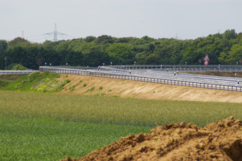 Autobahnkreuz Duisburg-Süd Autobahn A 524 3