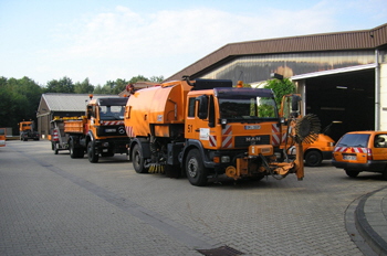 Autobahnmeisterei Mönchengladbach Rechtslenker 70
