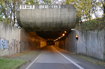 Autobahntunnel A46 D�sseldorf Universit�tstunnel  Tunnel Wersten Tunnelportal 266