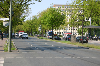 B1 Bundesstra�e Kilometerstein Berliner B�r Z�rich