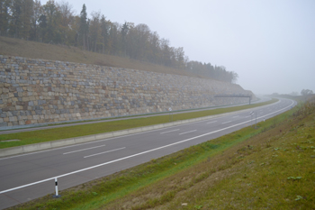 Bundesautobahn A4 Jagdbergtunnel Jena Freigabe Nordr�hre Verkehrsumlegung Autobahntunnel 48