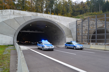 Bundesautobahn A4 Jagdbergtunnel Jena Freigabe Nordr�hre Verkehrsumlegung Autobahntunnel Westportal 73