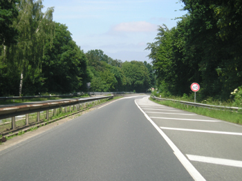 Bundestra�e B61 Sudbachtalbr�cke Autobahn A5 Nord L�hne 40