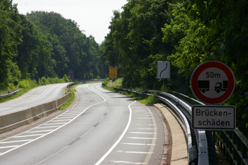 Bundestra�e B61 Sudbachtalbr�cke Autobahn A5 Nord L�hne 6