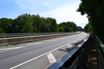 Bundestra�e B61 Sudbachtalbr�cke Autobahn A5 Nord L�hne 87