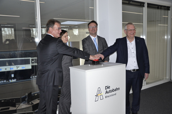 Gunther Adler Anja Estel Thimas Ganz Oliver Luksic Autobahn Verkehrszentrale 10