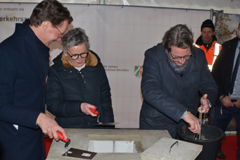 Hendrik W�st Elfriede Sauerwein Braksiek Bundesminster f�r Verkehr Andreas Scheuer Grundsteinlegung Verkehrszentrale  2