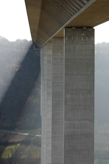 Höchste Autobahnbrücke Kochertalbrücke höchste Brückenpfeiler höchste Talbrücke A6 95