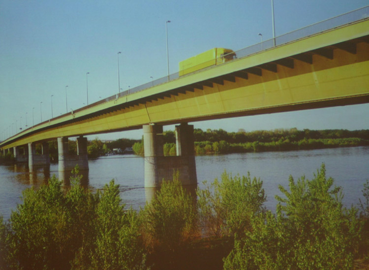 Donaubrücke bei Háros 