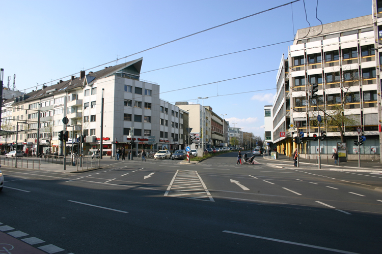 Kilometerstein Berliner B�r Bonn8