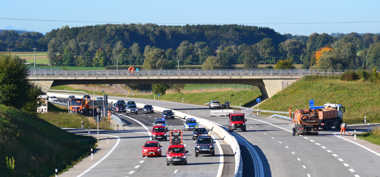 Neue Autobahn A94 Eröffnung erste Fahrzeuge Verkehrsfreigabe Erstbefahrer Pastetten Dorfen München Passau 37