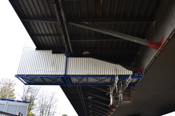 Rheinbrücke Duisburg Neuenkamp Autobahn A 40 Lkw-Waage Gewichtskontrolle 53