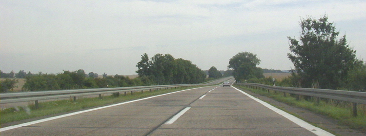 Älteste Fahrbahndecke Deutscher Autobahnen A 11  Bundesautobahn 24