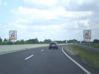 Autobahnkreuz Duisburg-Süd Autobahnkreuz Duisburg-Süd Bundesfernstraße B8n 4