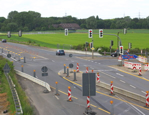 Autobahnkreuz Duisburg-Süd  51