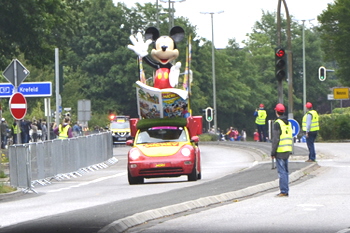 Tour de France Rhein-Kreis-Neuss gesperrte Autobahn Micky Maus A 57 Kaarst B�ttgen 21