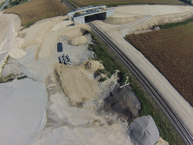 01_A 5 Schrick_Poysbrunn_Br�cke der Spange Mistelbach