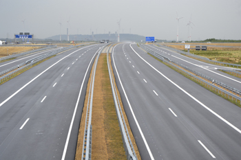 A44n leere Autobahn Verkehrsfreigabe Jackerath Holz Wanlo J�chen Aachen Koblenz 03