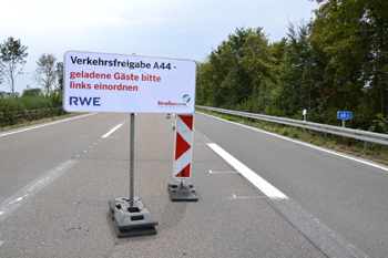 A44n leere Autobahn Verkehrsfreigabe Jackerath Holz Wanlo J�chen Aachen Koblenz 12