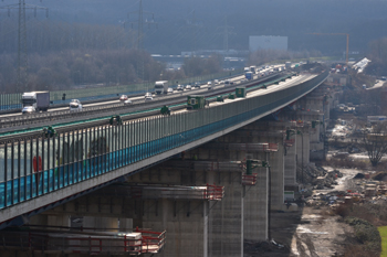 A45 Autobahn Lenntalbr�cke Verschub �berbau Hilfspfeiler Hagen 26