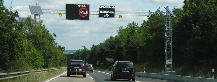 A643 Lkw Sperranlage Autobahn Rheinbr�cke Wiebaden Schierstein Mainz Mombach 89