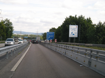 A643 Lkw Sperre Autobahn Rheinbr�cke Wiebaden Schierstein Mainz Mombach 98