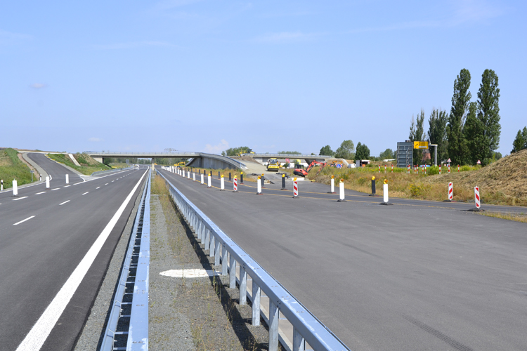 A72 Neue Autobahn Verkehrsfreigabe Borna R�tha Leipzig Chemnitz Hof Scherenschnitt 99