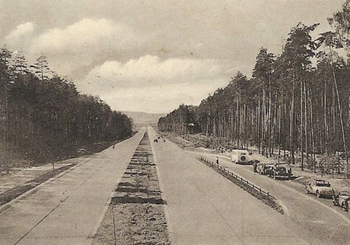 �lteste Autobahnrastanlage Deutschlands Rodaborn Triptis Reichsautobahn Berlin - M�nchen p2