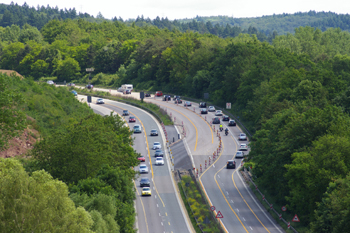 Autobahn A8 Karlsruhe Stuttgart Vollausbau Pfinztalbr�cke N�ttingen 27