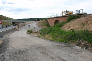Autobahn A8 Karlsruhe Stuttgart sechsstreifiger Autobahnausbau Karlsbad N�ttingen A-Bauwerk �berf�hrung Autobahnbr�cke 35