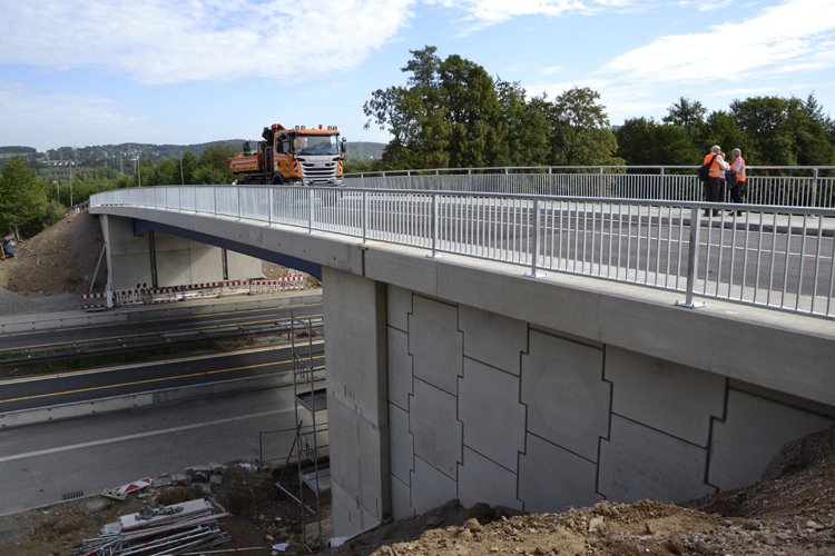 Autobahnbr�cke A46 Hagen Hammacherstra�e Legobr�cke Bausteinbr�cke 55