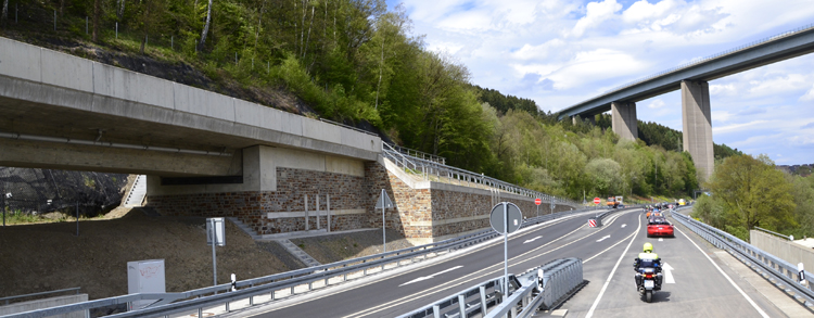 Bundestra�e B62n H�ttentalstra�e Siegen Eiserfeld Niederschelden 72