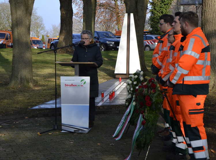 Gedenkveranstaltung Straßen.NRW Elfriede Sauerwein-Braksiek Hendrik Wüst Verkehrsminister40