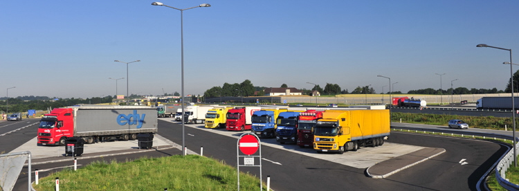 Lkw Stellplätze MUSTER A 1 Rastplatz Viehdorf_Copyright ASFINAG