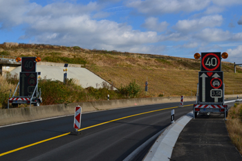 Rheinbr�cke Leverkusen K�ln Autobahnbr�cke Lkw-Sperre Schrankenanlage 107
