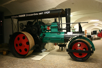 Straßenmuseum Strassengeschichte Verkehrsgeschichte Straßenplanung Straßenwalze 29