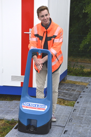 A40 Duschen f�r Lkw-Fahrer Autobahn Parkplatz Duschcontainer Logistikbranche Lieferketten 66