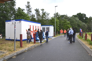 A40 Duschen f�r Lkw-Fahrer Autobahn Parkplatz Duschcontainer Logistikbranche Lieferketten 76